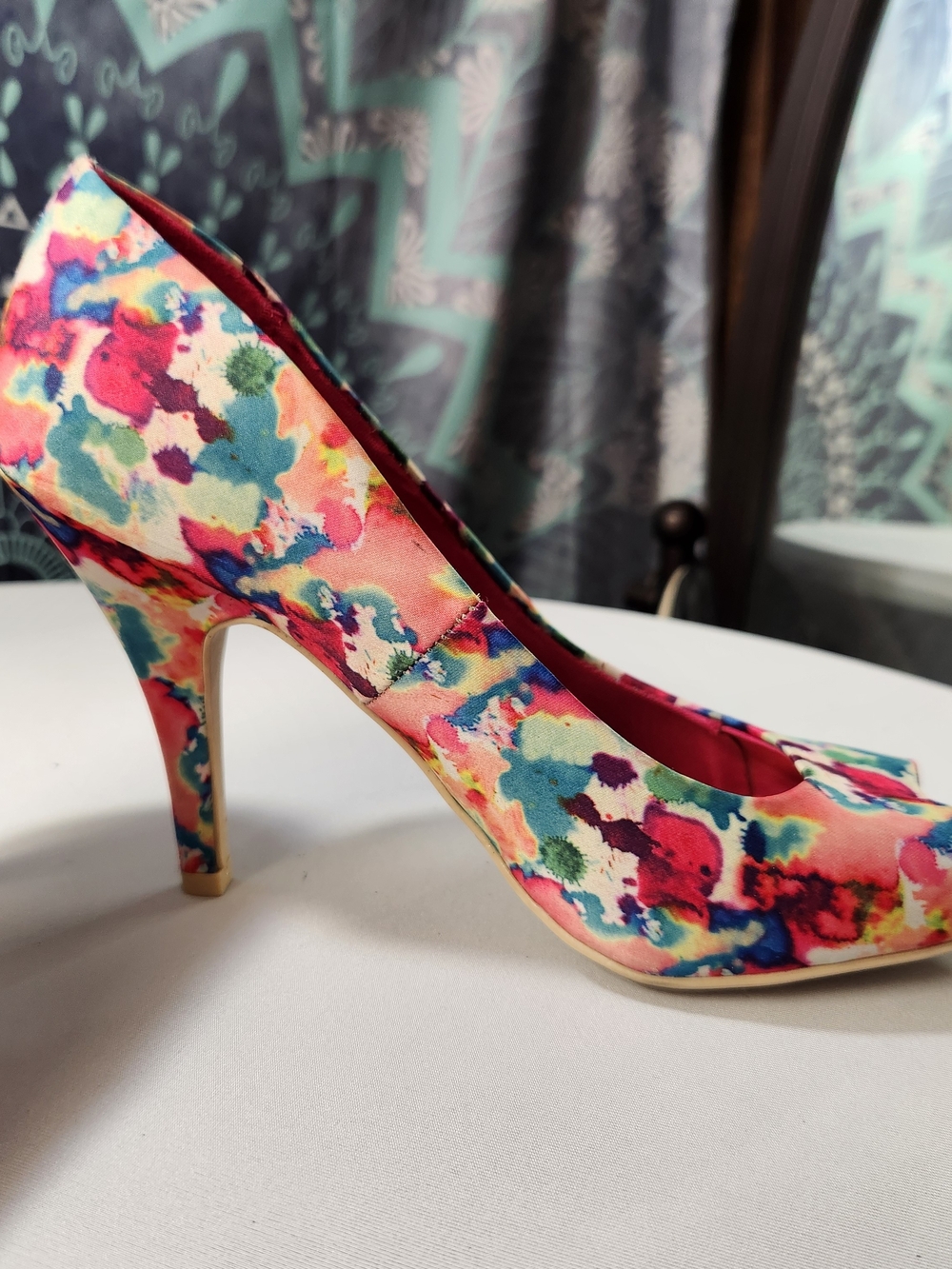 ⭐️Christian Siriano Floral Watercolor Peep Toe Stiletto Heels Pumps Vibrant 9.5 - Picture 8 of 16